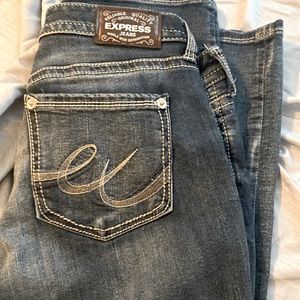 Woman’s Express bootcut Jeans